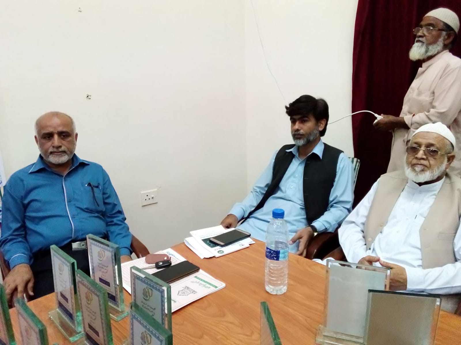واٹس ایپ تصویر ۵
